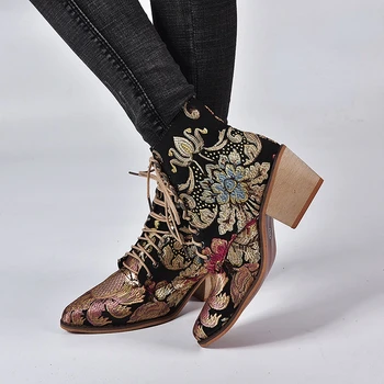 2023 Nuevo Otoño/Invierno de la Moda de Caballero Botas Puntiagudas Zapatillas de deporte con Gruesos Tacones de Bordado de las Señoras Zapatos de las Señoras Botas Cortas