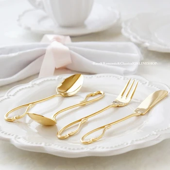 Retro hueco de acero inoxidable chapado en oro de Terciopelo de la serie té de la tarde princesa tenedor / cuchara de café / cuchillo de mantequilla set-4 pcs